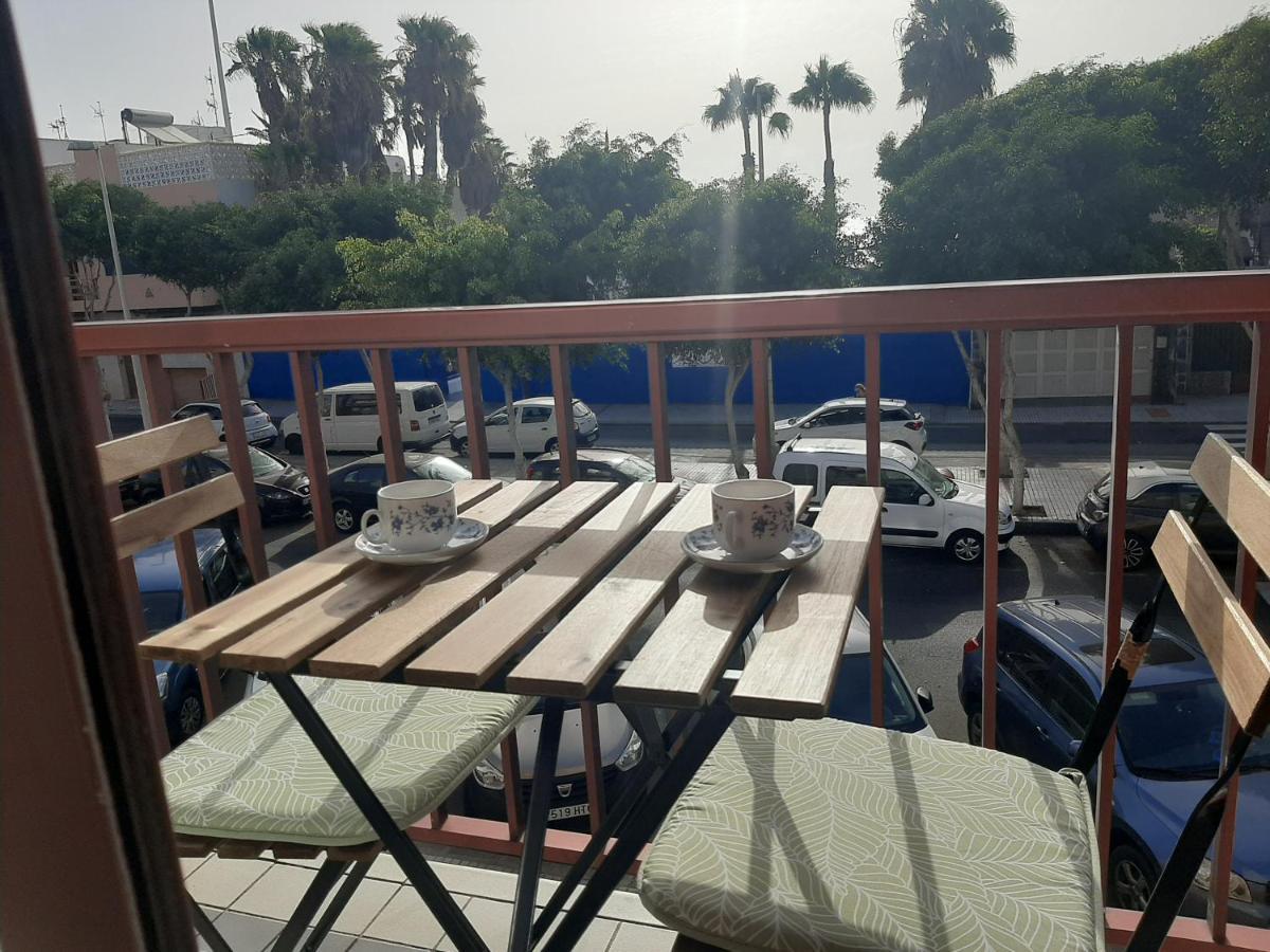 El Apartamento De Matita - Free Parking And 1' Beach Apartment Telde Exterior photo
